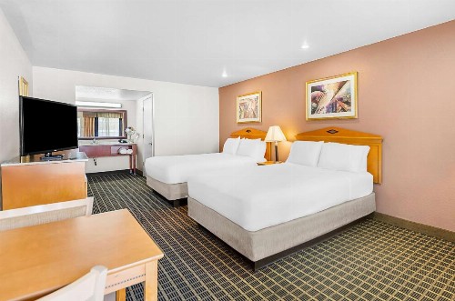 SureStayPlus Hotel by Best Western San Jose Central City - image 23