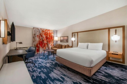 Fairfield Inn and Suites by Marriott San Jose Airport - image 23