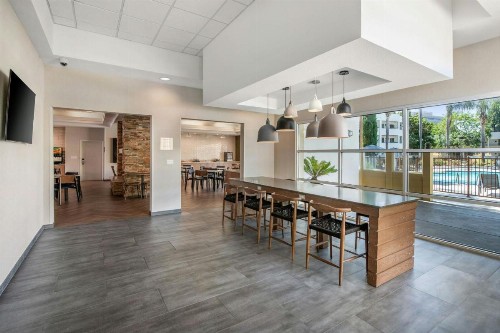 Fairfield Inn and Suites by Marriott San Jose Airport - image 26