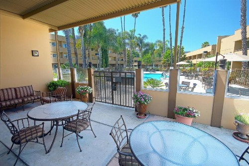 Fairfield Inn and Suites by Marriott San Jose Airport - image 34