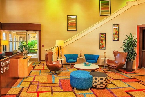 Fairfield Inn and Suites by Marriott San Jose Airport - image 7