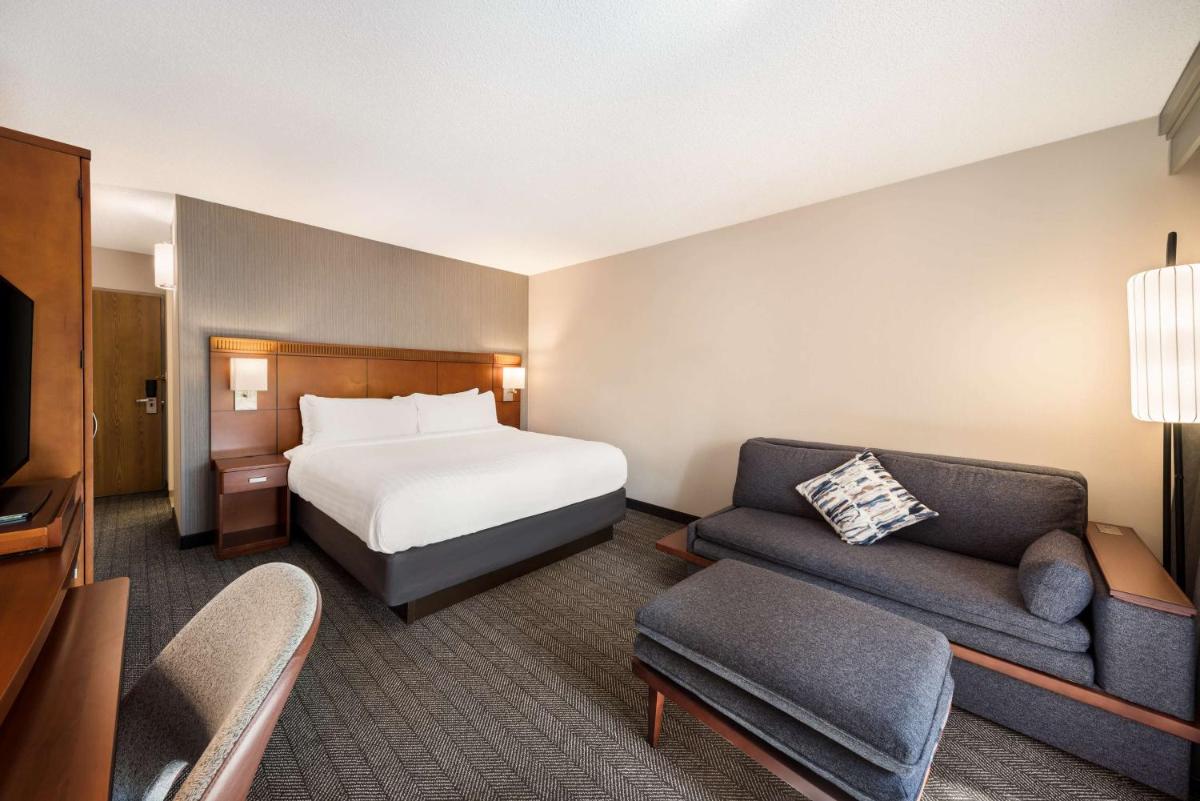 Sonesta Select San Jose Airport - main image
