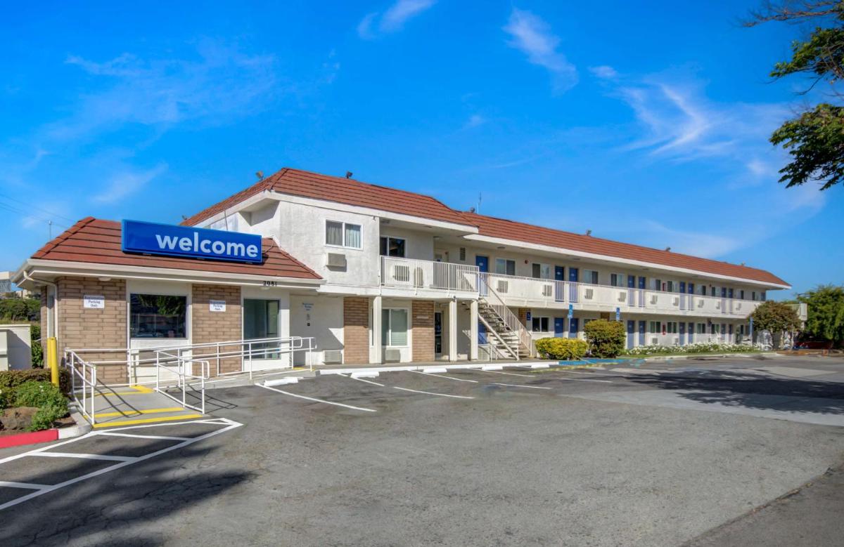 Motel 6-San Jose CA - Airport - main image