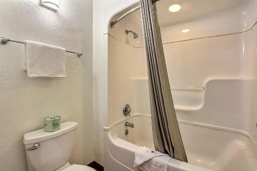 Motel 6-San Jose CA - Airport - image 9