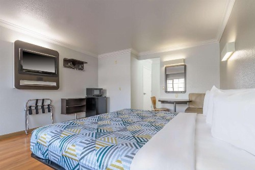 Motel 6-San Jose CA - Convention Center - image 21