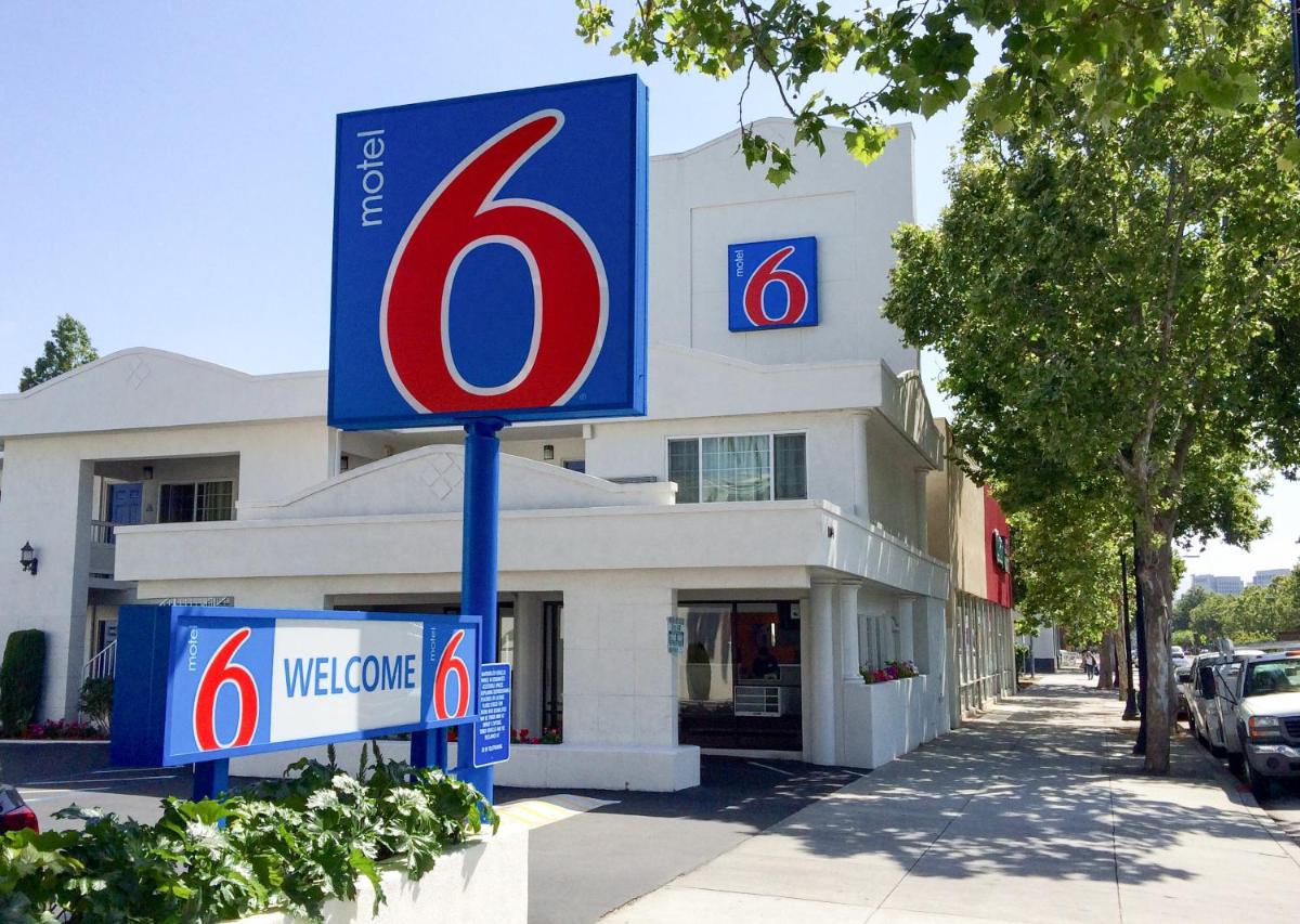 Motel 6-San Jose CA - Convention Center - image 4