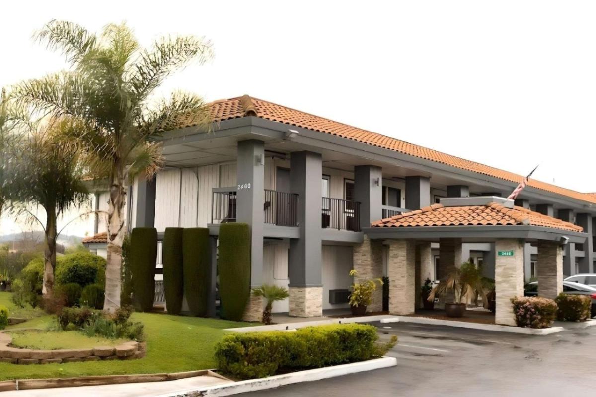 Fontaine Inn - main image