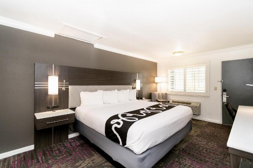 Fontaine Inn - image 34
