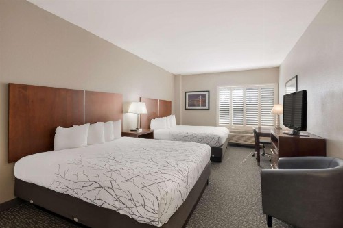 Best Western Lanai Garden Inn & Suites - image 24
