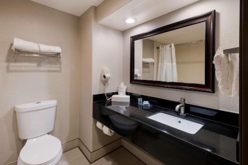 Best Western Lanai Garden Inn & Suites - image 27