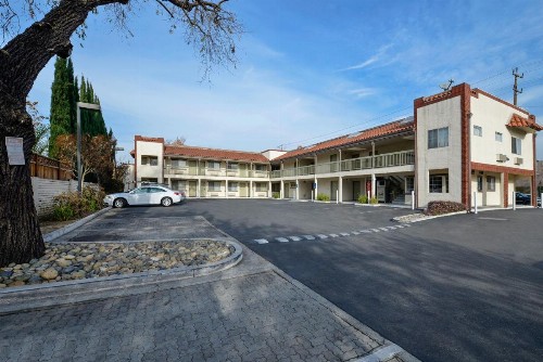Americas Best Value Inn San Jose - image 10
