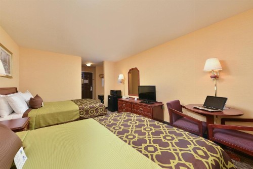 Americas Best Value Inn San Jose - image 2
