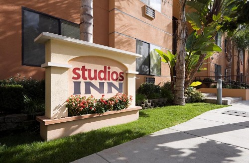 Studios Inn - image 8
