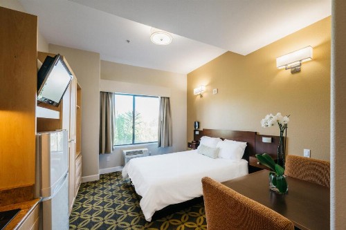 Studios Inn - image 9