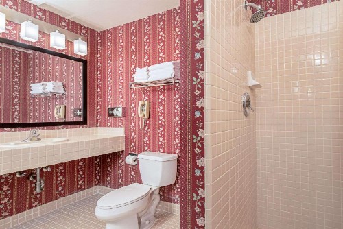 Clarion Inn Silicon Valley - image 2