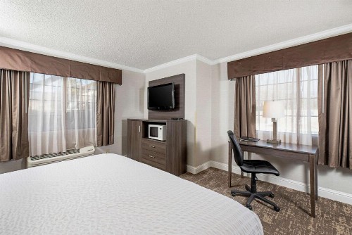 Clarion Inn Silicon Valley - image 31