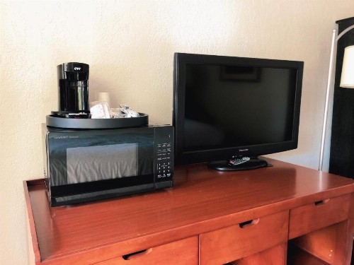 EZ 8 Motel San Jose II - image 14