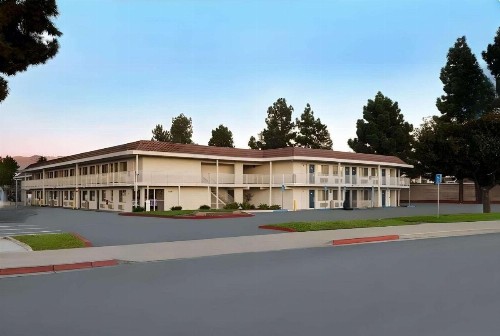 Motel 6-San Jose CA - South - image 20