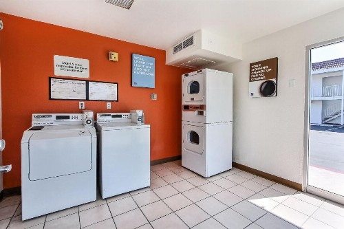 Motel 6-San Jose CA - South - image 33