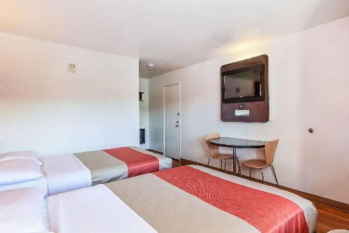 Motel 6-San Jose CA - South - image 39