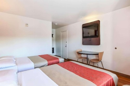 Motel 6-San Jose CA - South - image 43