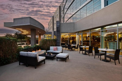 Courtyard by Marriott San Jose North/ Silicon Valley - image 3