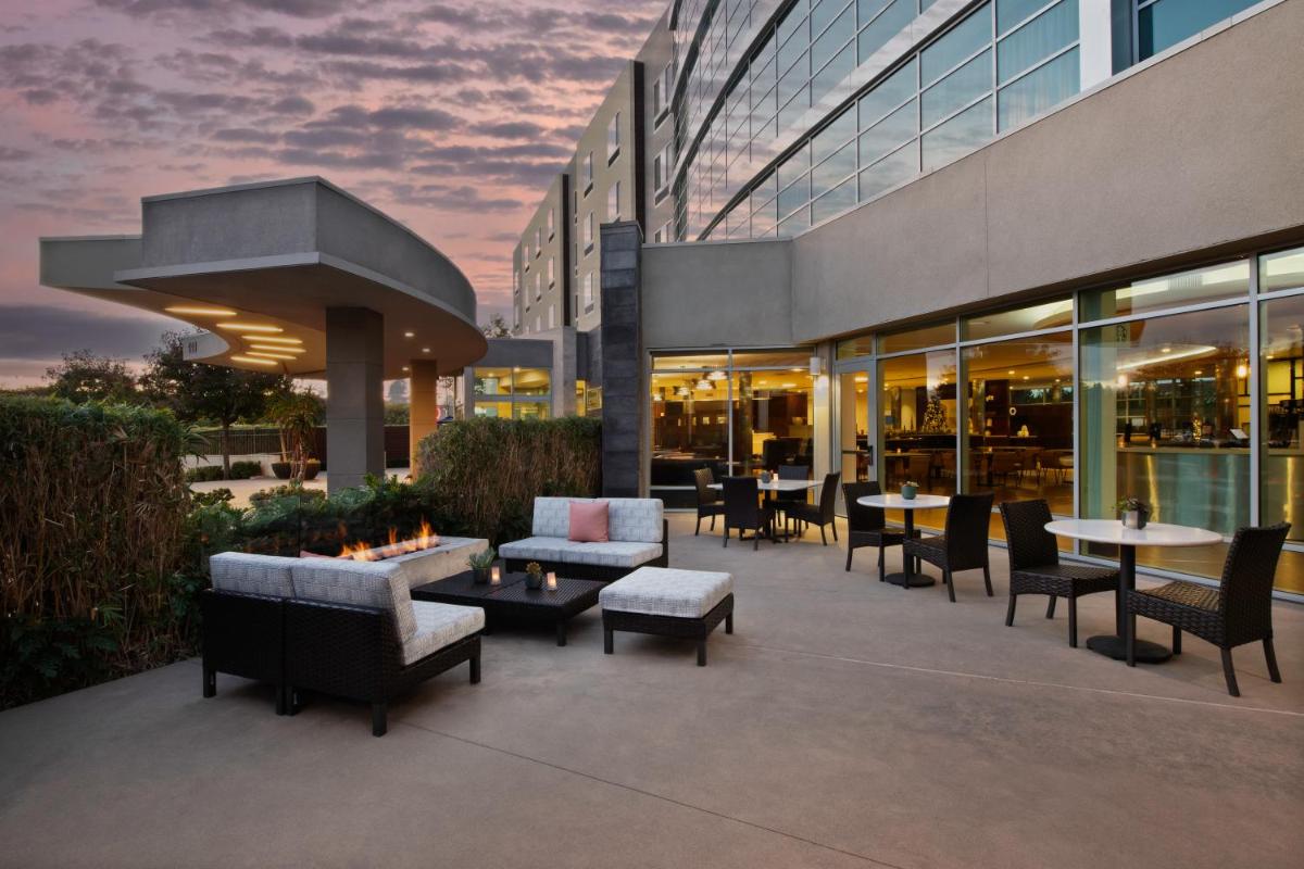 Courtyard by Marriott San Jose North/ Silicon Valley - image 3