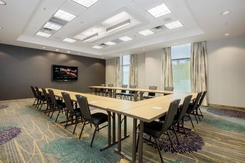 Residence Inn by Marriott San Jose Airport - image 9