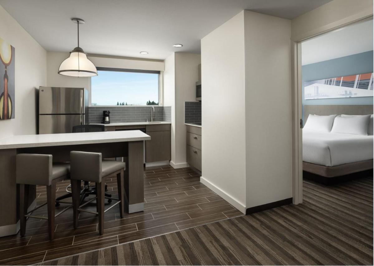 Hyatt House San Jose Airport - main image