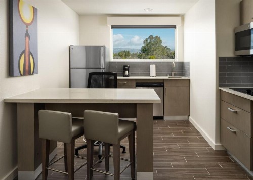 Hyatt House San Jose Airport - image 12