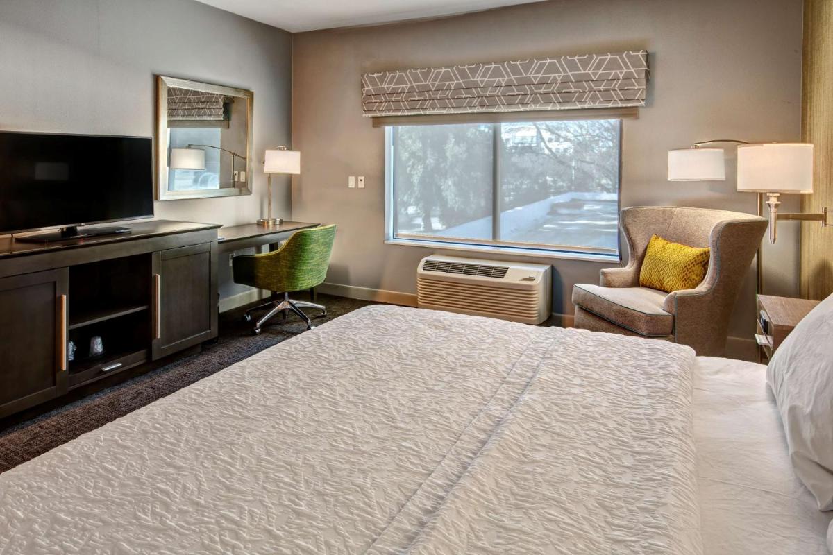 Hampton Inn & Suites San Jose Airport - image 7
