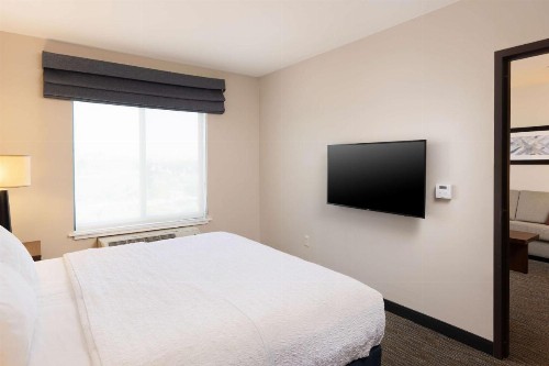 Wingate by Wyndham San Jose - image 13