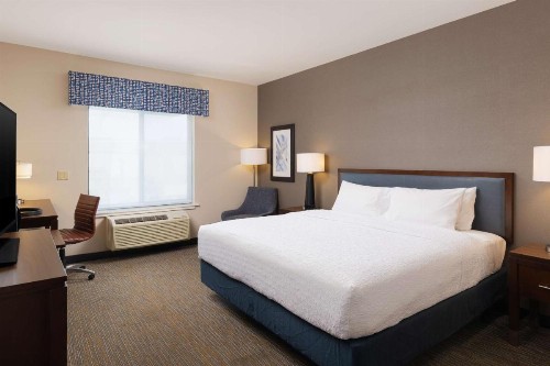 Wingate by Wyndham San Jose - image 7