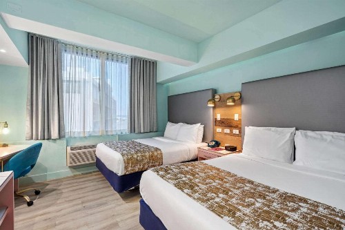 Comfort Inn San Juan - image 17