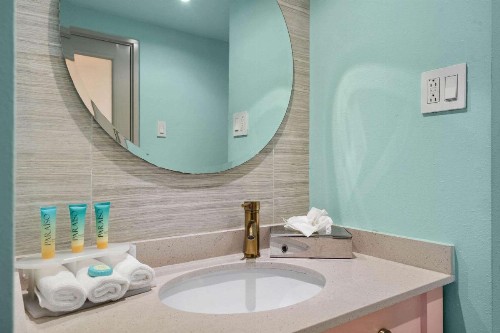 Comfort Inn San Juan - image 31
