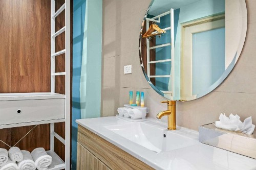 Comfort Inn San Juan - image 39