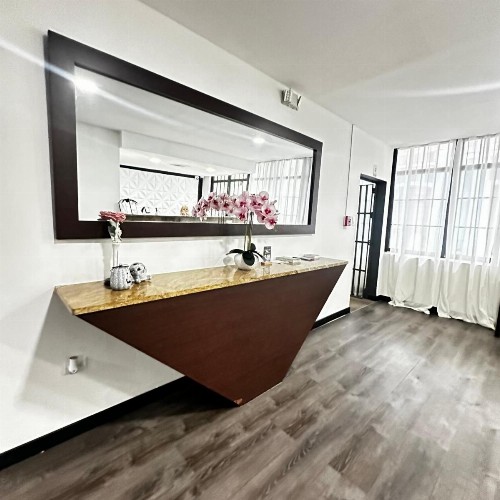 S.J. Suites Hotel - image 19