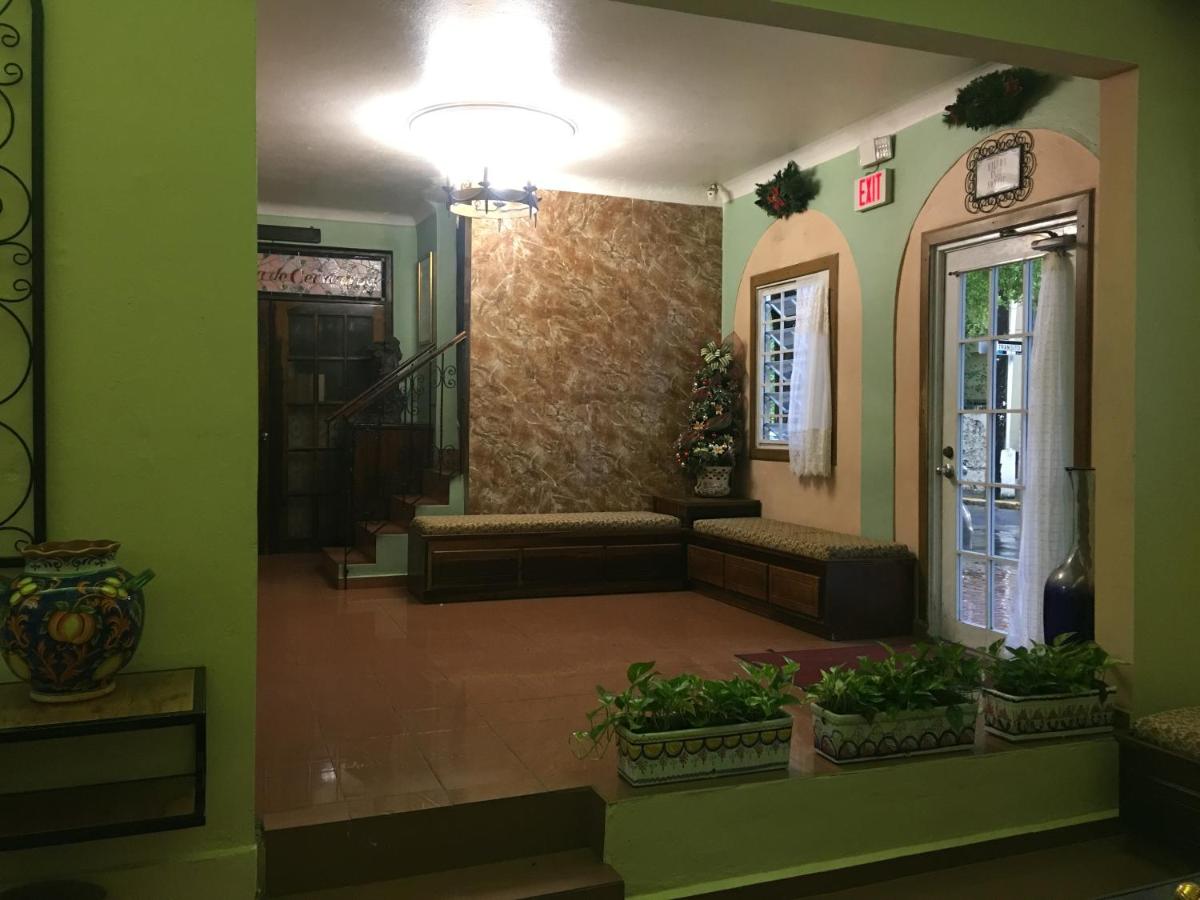 Hotel Iberia - San Juan - image 5
