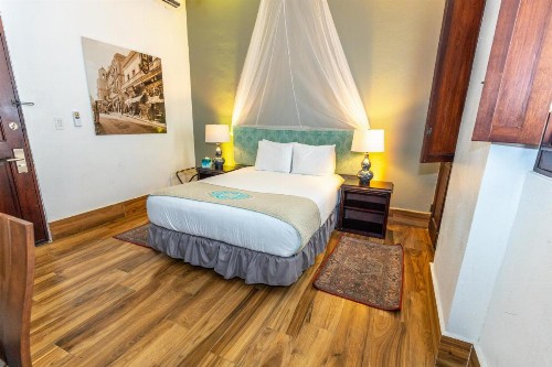 CasaBlanca Hotel - image 34