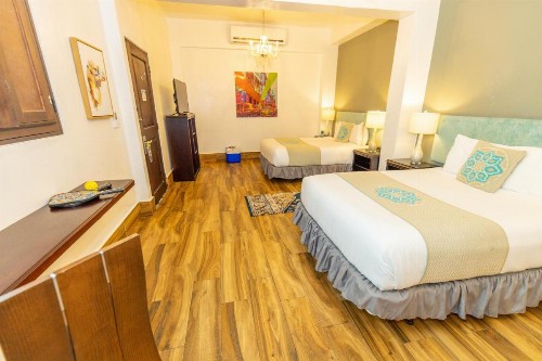 CasaBlanca Hotel - image 6