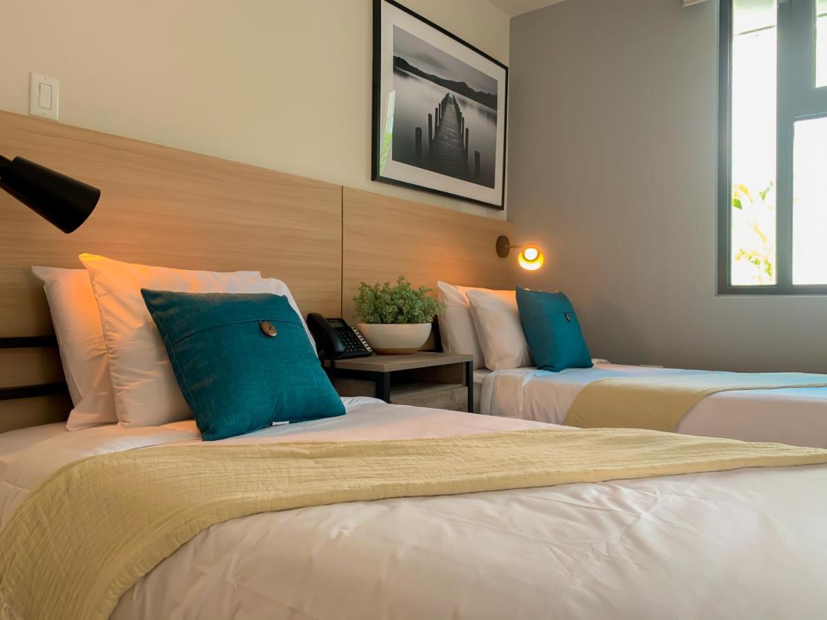 The Ivy Hotel - image 2