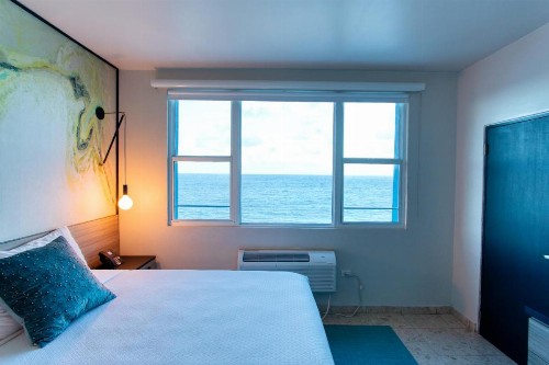 The Tryst Beachfront Hotel - image 15