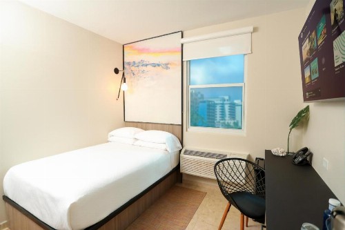 The Tryst Beachfront Hotel - image 18