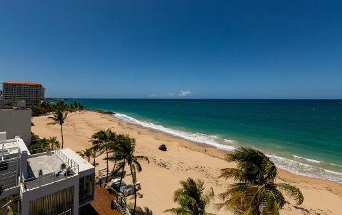 The Tryst Beachfront Hotel - image 35
