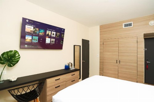 The Tryst Beachfront Hotel - image 42