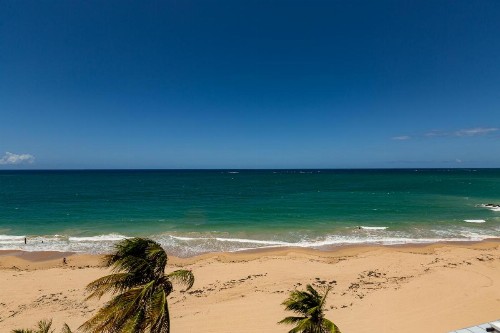 The Tryst Beachfront Hotel - image 46