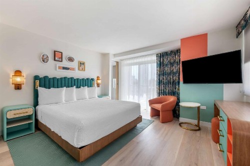 Best Western Plus Condado Palm Inn - image 30
