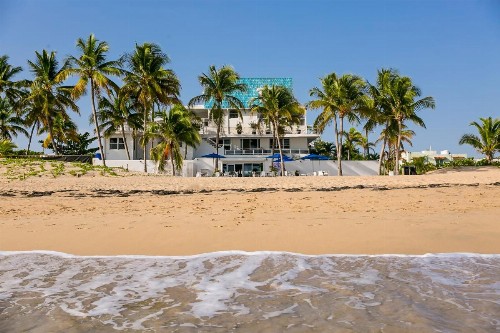 Numero Uno Beach House - image 37