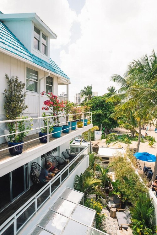 Numero Uno Beach House - image 41