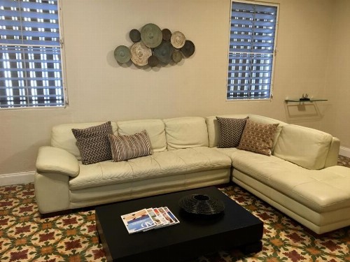 Calle Hollanda 3 Bedroom Home - image 38